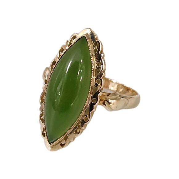 Vintage 14k Yellow Gold Natural Jade Ring Size 6.75 - Picture 1 of 6
